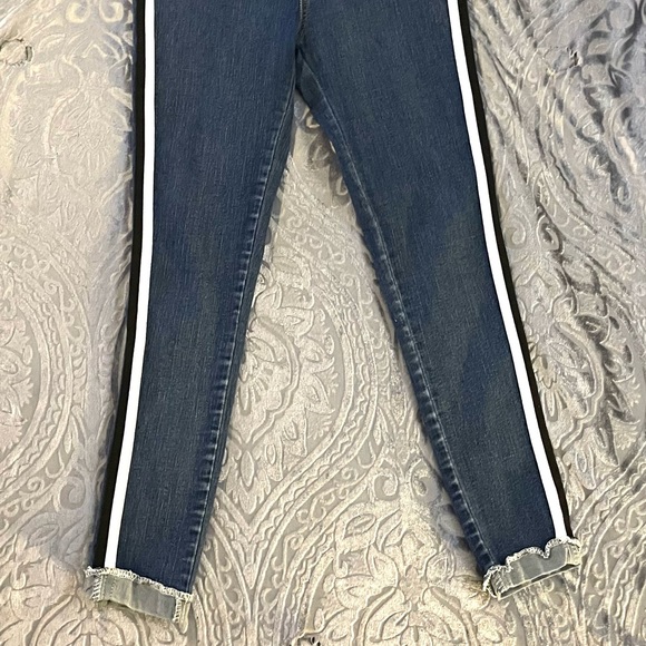 SHEIN Jeans / M - Picture 9 of 13